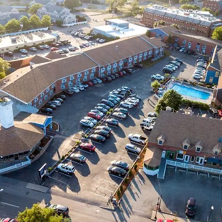 Hyannis Plaza Hotel